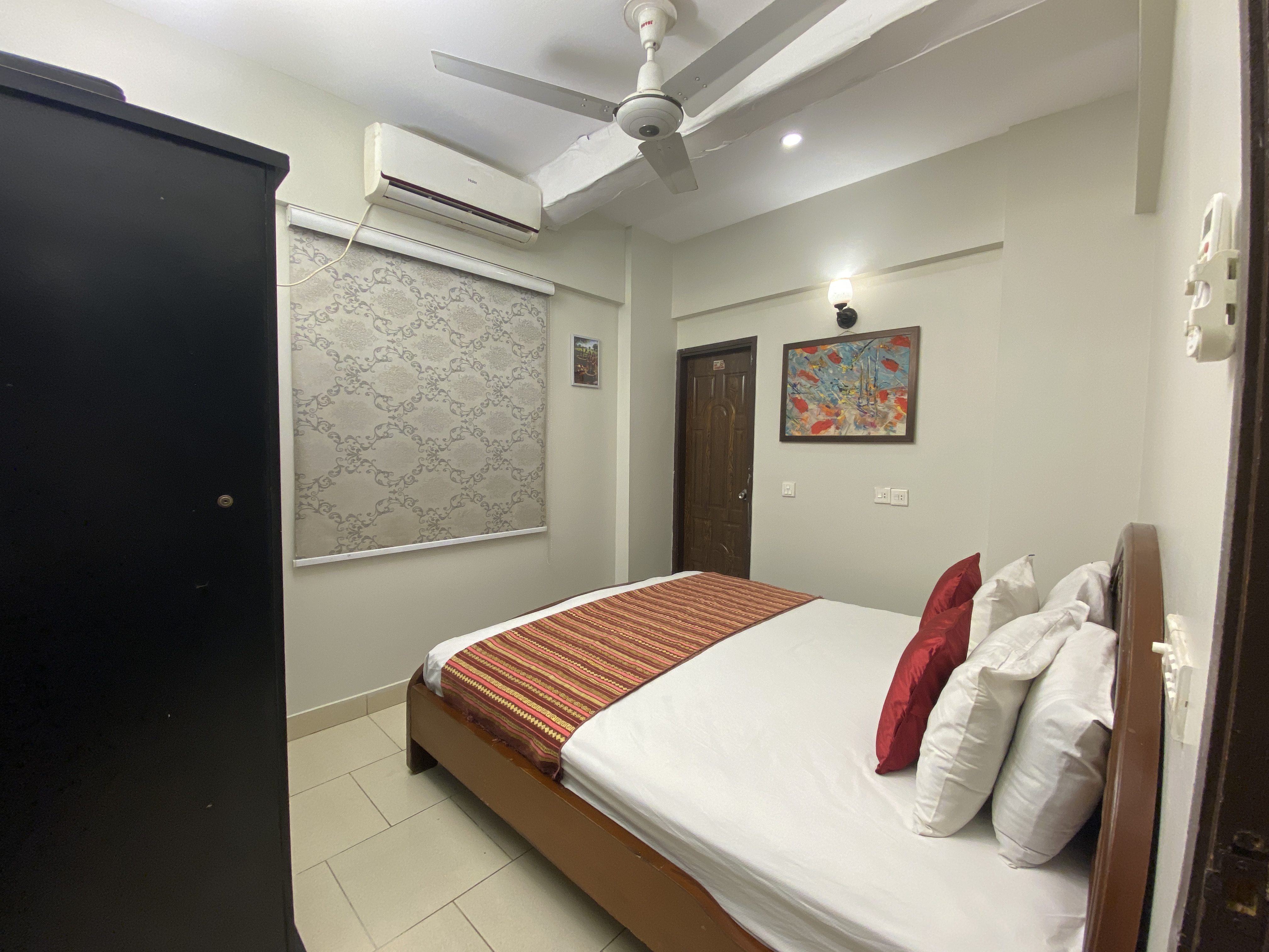 Comfortable Sofa Setup